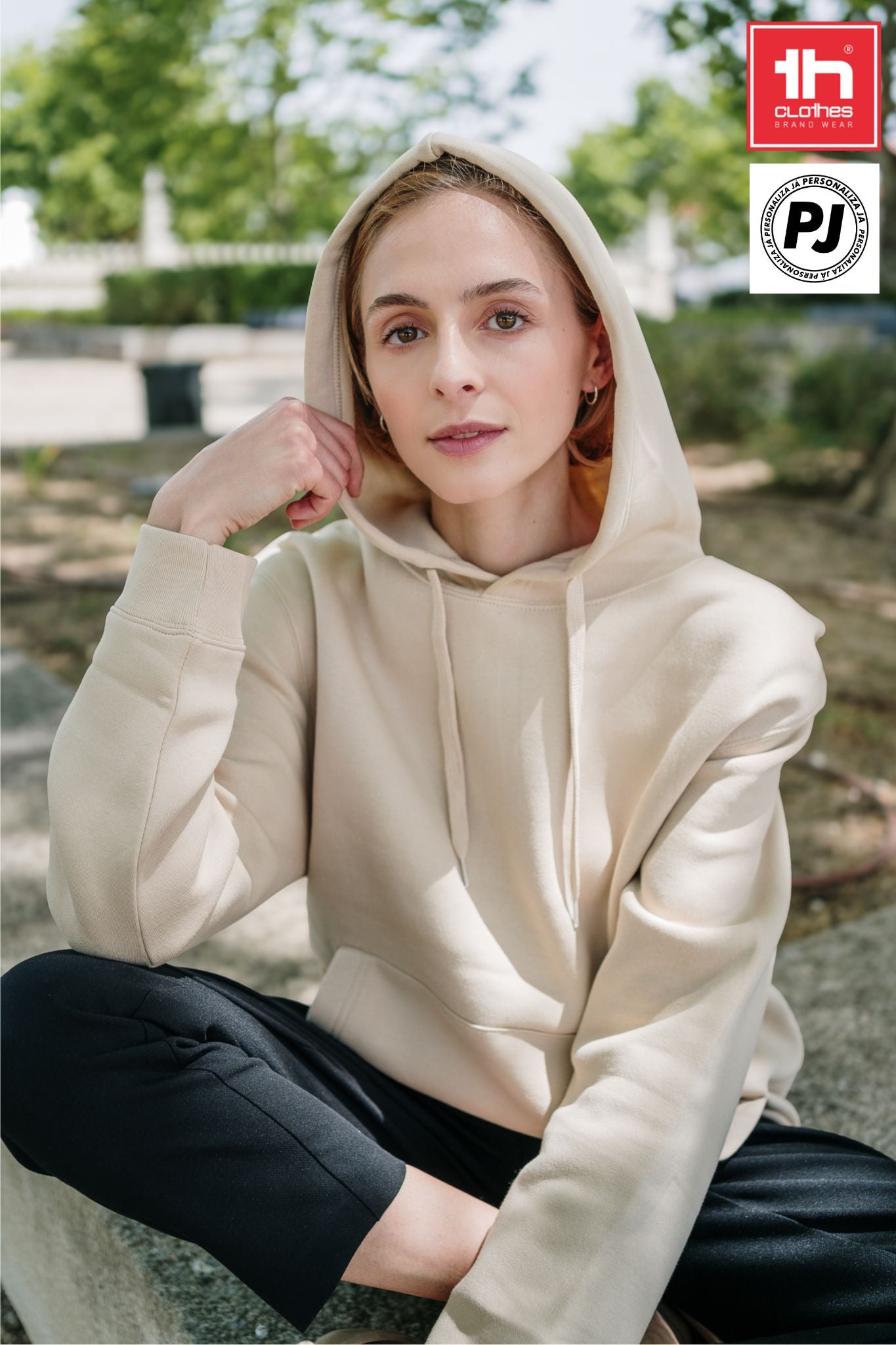 🧡 Sweatshirt Phoenix – Estilo descontraído com um toque de cor!